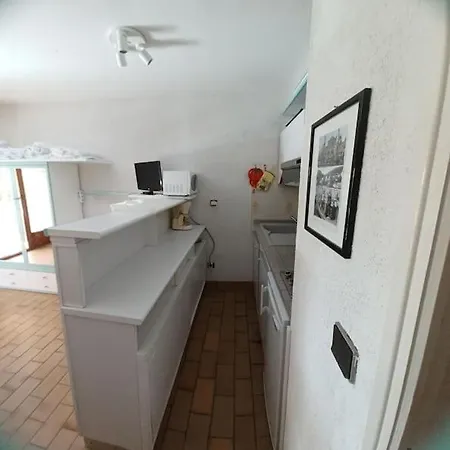 A Few Steps From The Beach, Very Comfortable Apartamento Le Lavandou