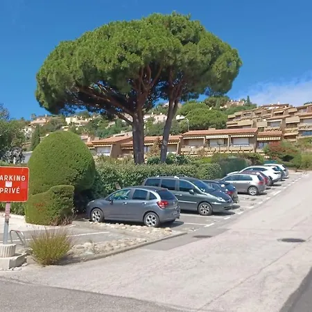 A Few Steps From The Beach, Very Comfortable *